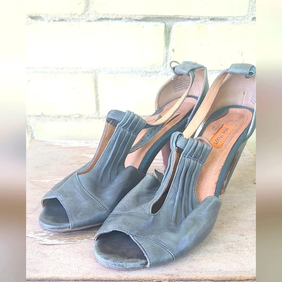 Miz Mooz Salima Heels - Picture 2 of 9